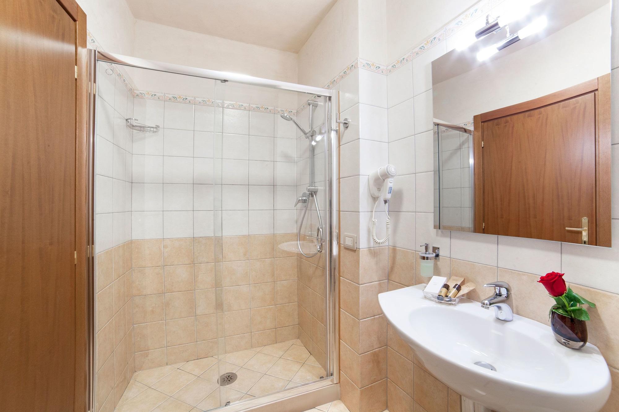 Aramis Deluxe Rooms Флоренция Экстерьер фото