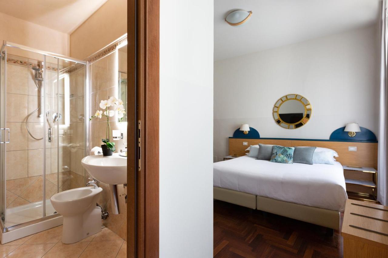 Aramis Deluxe Rooms Флоренция Экстерьер фото