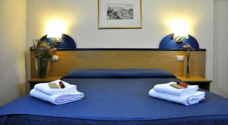 Aramis Deluxe Rooms Флоренция Экстерьер фото